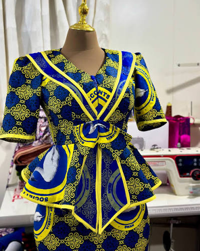 Women's accountant uniform dress samples